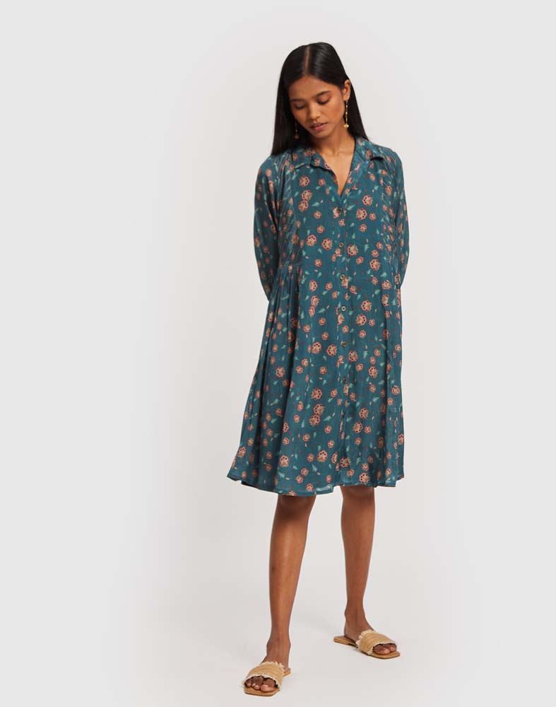 Flowey Shirt Dress in Dark Green
