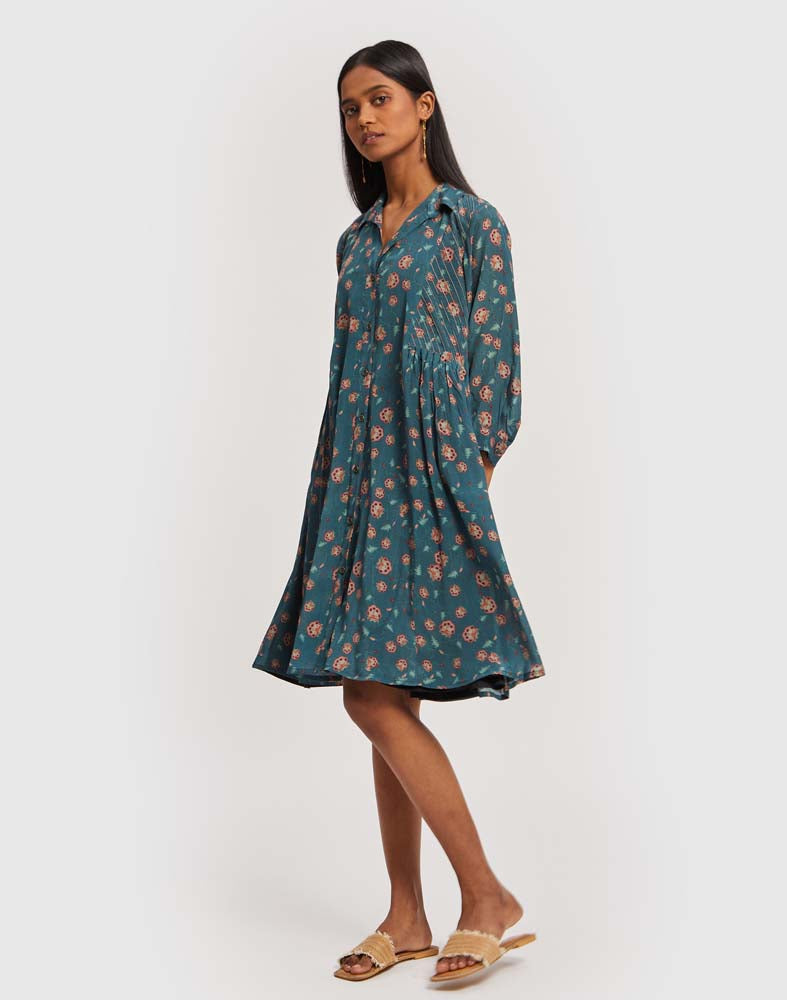Flowey Shirt Dress in Dark Green