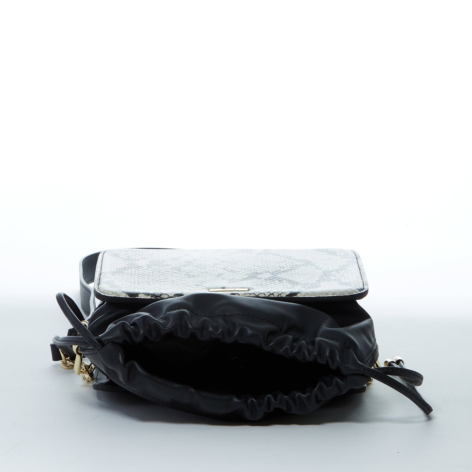 SUSU Leather Bucket Bag Black Purse Snakeskin Drawstring Design Medium Size Bag - Clairellas