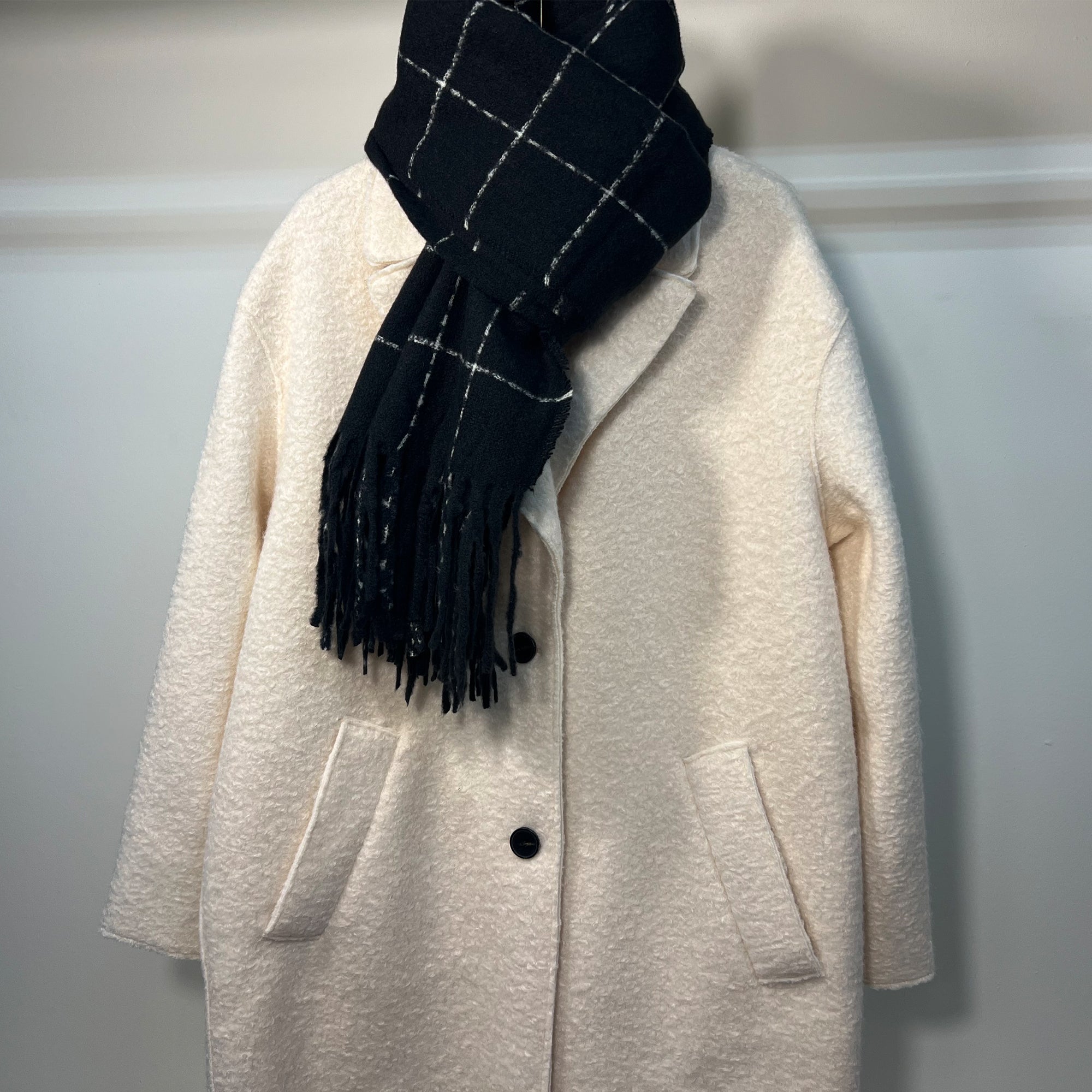 Black Plaid Scarf - Clairellas