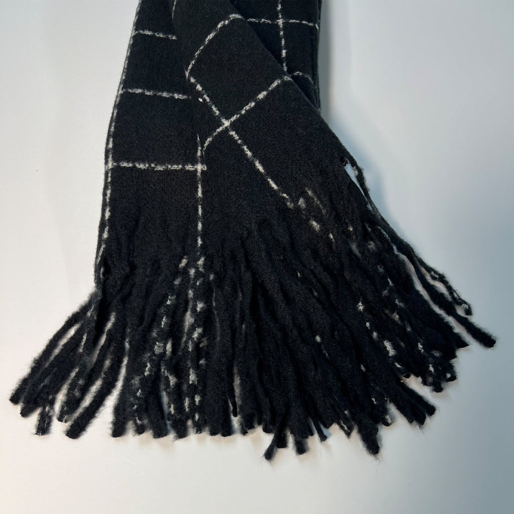 Black Plaid Scarf - Clairellas