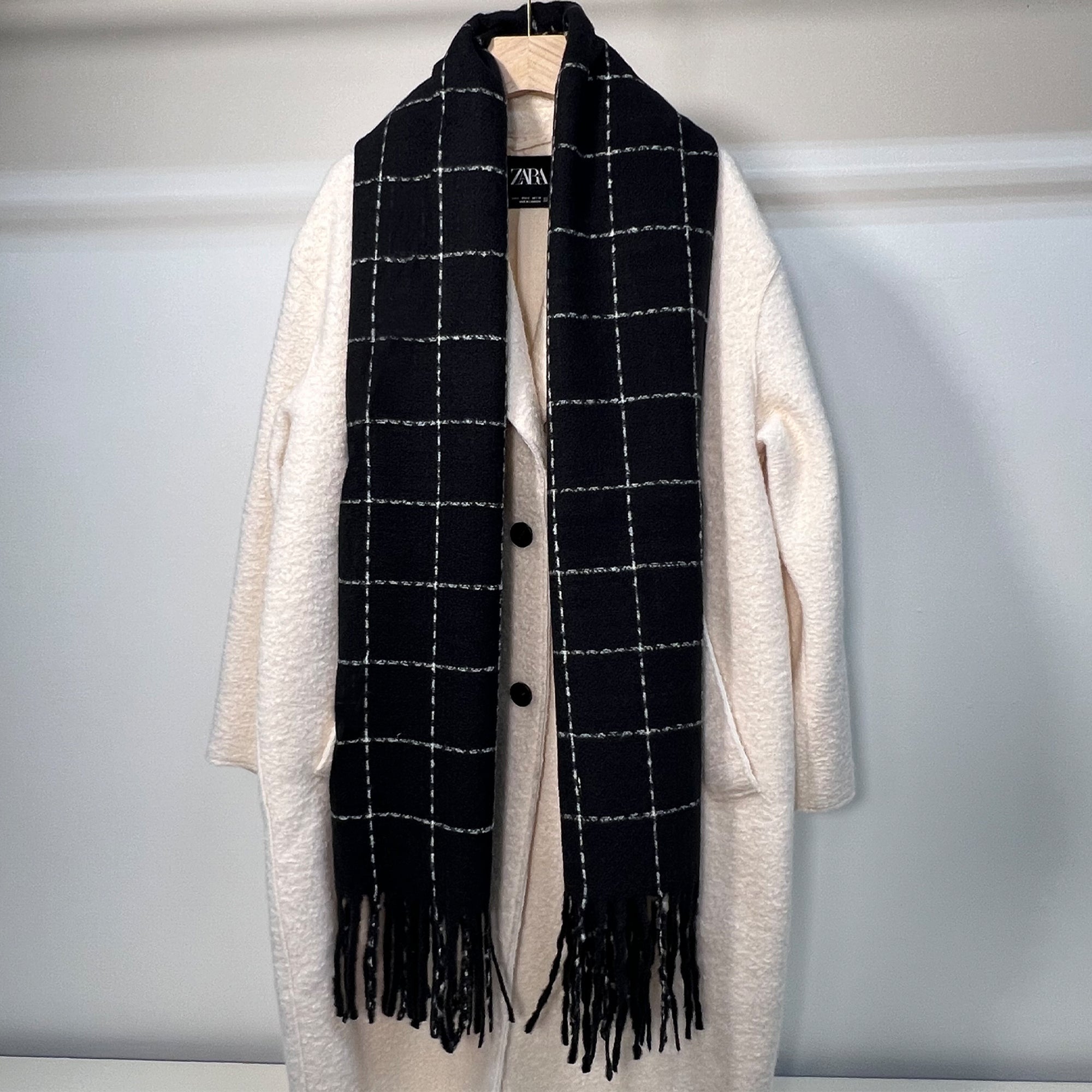 Black Plaid Scarf - Clairellas